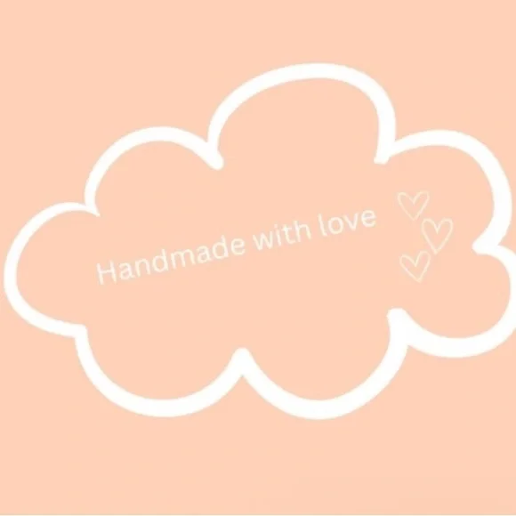 Handcrafted yun yang dangle earrings - Picture 3 of 3